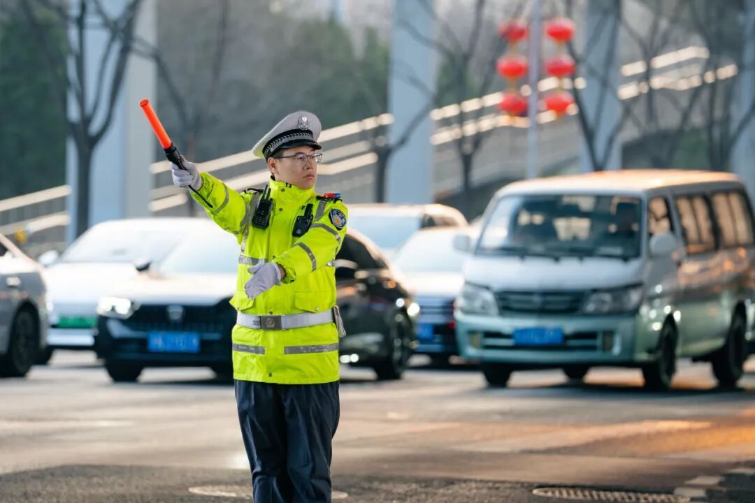 石景山五處重點路口,加強交通秩序整治—— 石景山五處重點路口,加強交通秩序整治——