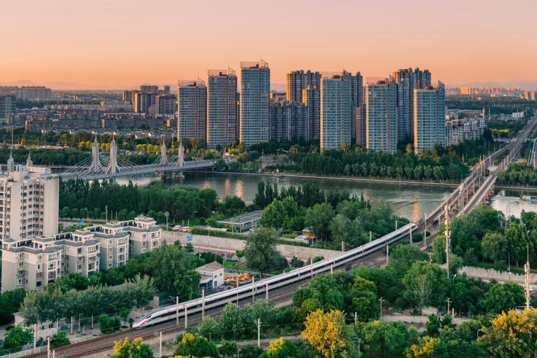 全國鐵路7月1日起實行新的列車運作圖 全國鐵路7月1日起實行新的列車運作圖