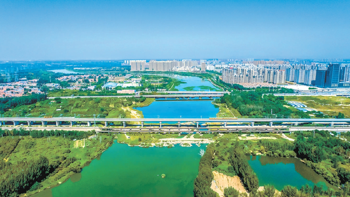 隨著京津冀協同發展不斷深入，北京與廊坊北三縣之間交通一體化加速，燕郊小鎮也加速融入北京創新網路。