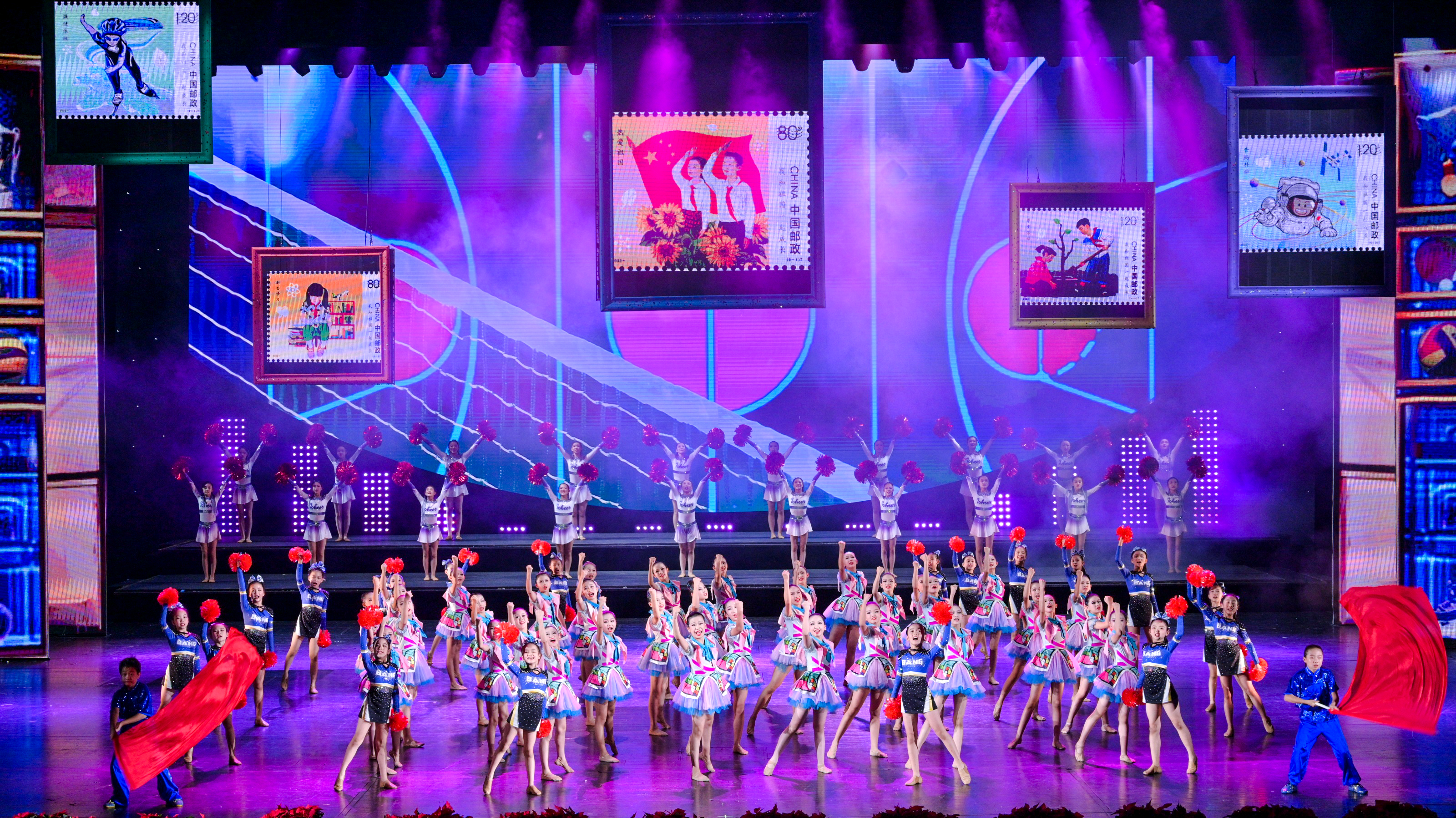 傳承紅色基因 強國復興有我—2022年“我和祖國一起成長”主題演出活動舉辦 傳承紅色基因 強國復興有我—2022年“我和祖國一起成長”主題演出活動舉辦