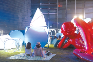 商業與藝術融合為消費季添彩 商業與藝術融合為消費季添彩