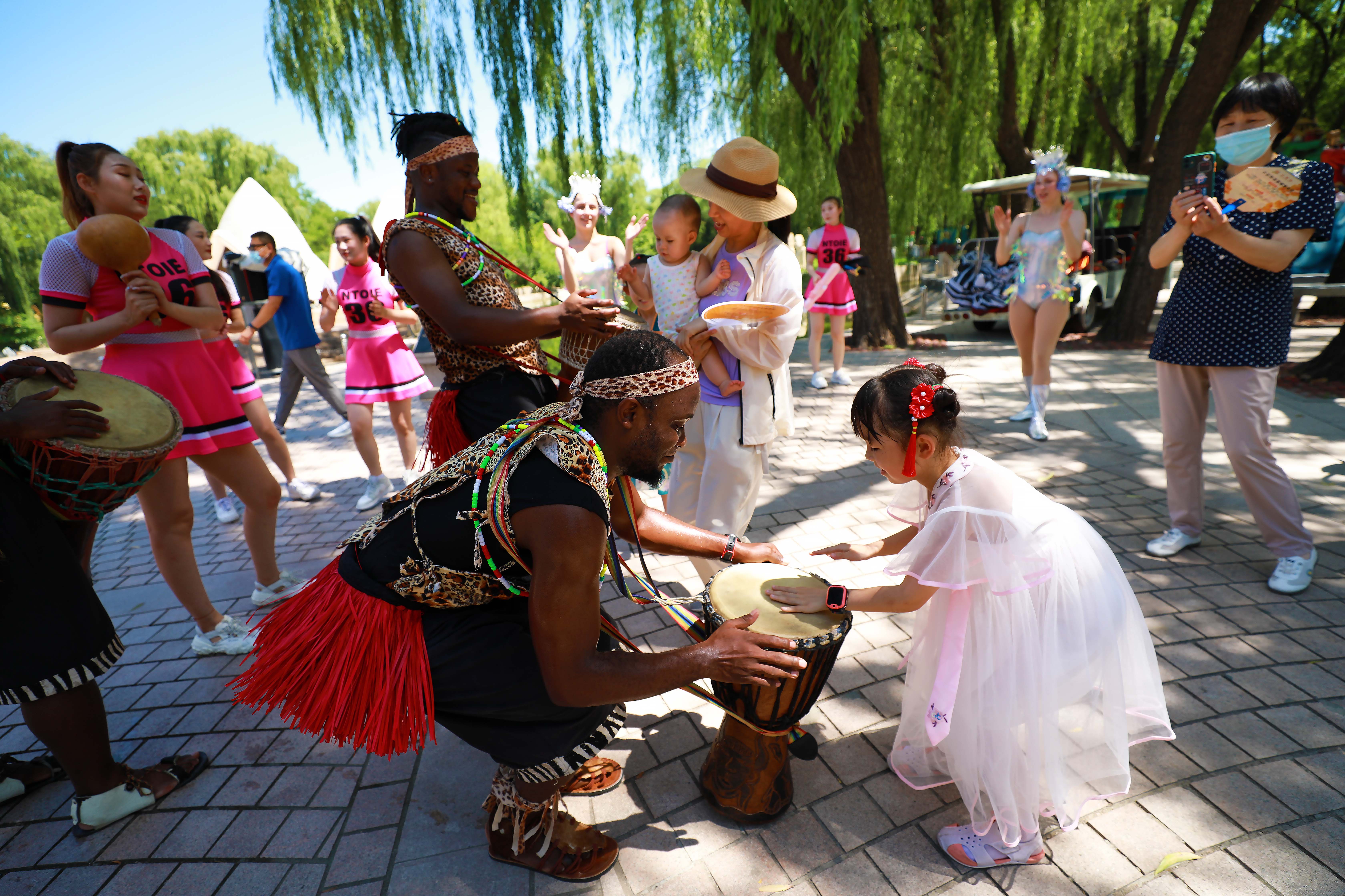 世界公園戲水嘉年華歡樂“一夏” 世界公園戲水嘉年華歡樂“一夏”