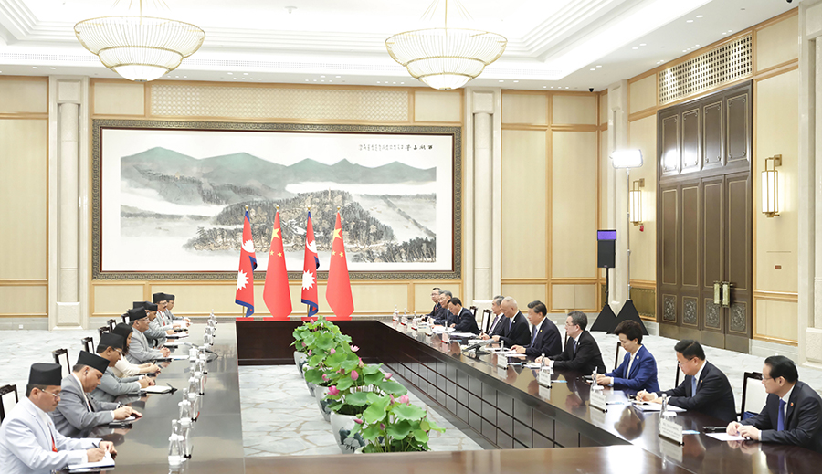 9月23日下午,國家主席習近平在杭州西湖國賓館會見來華出席第19屆亞洲運動會開幕式並進行正式訪問的尼泊爾總理普拉昌達。 9月23日下午,國家主席習近平在杭州西湖國賓館會見來華出席第19屆亞洲運動會開幕式並進行正式訪問的尼泊爾總理普拉昌達。