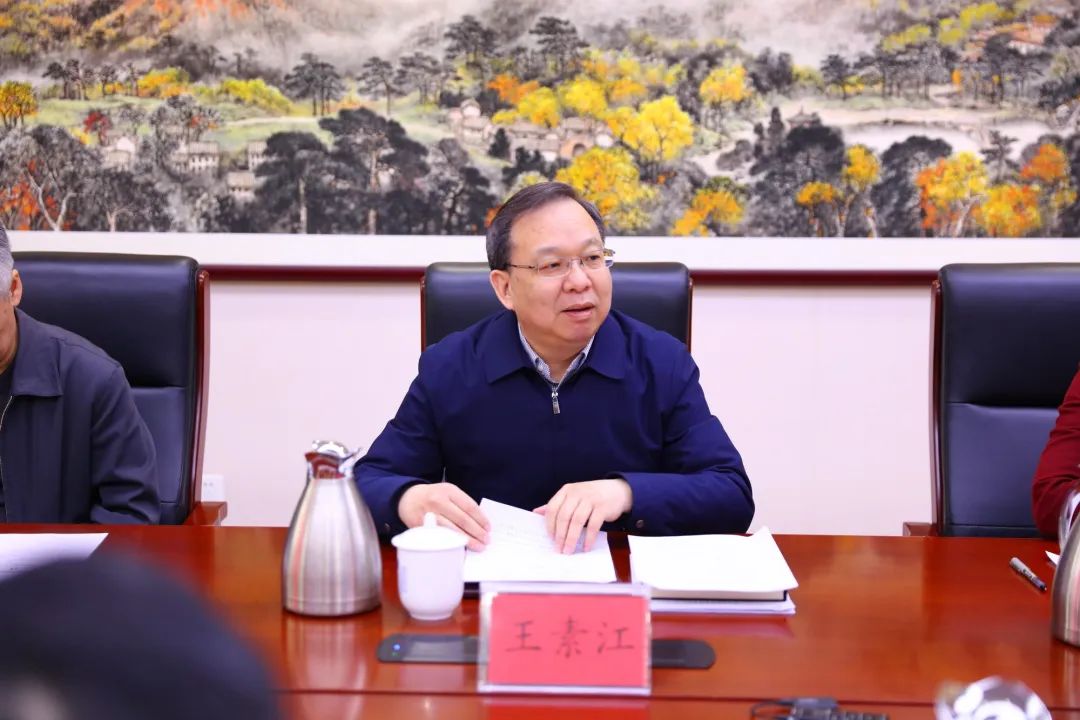 市政府參事室舉行特約研究員聘任儀式 市政府參事室舉行特約研究員聘任儀式