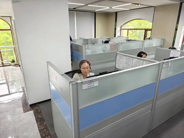 北京市法援中心12348熱線未成年人諮詢專席 北京市法援中心12348熱線未成年人諮詢專席