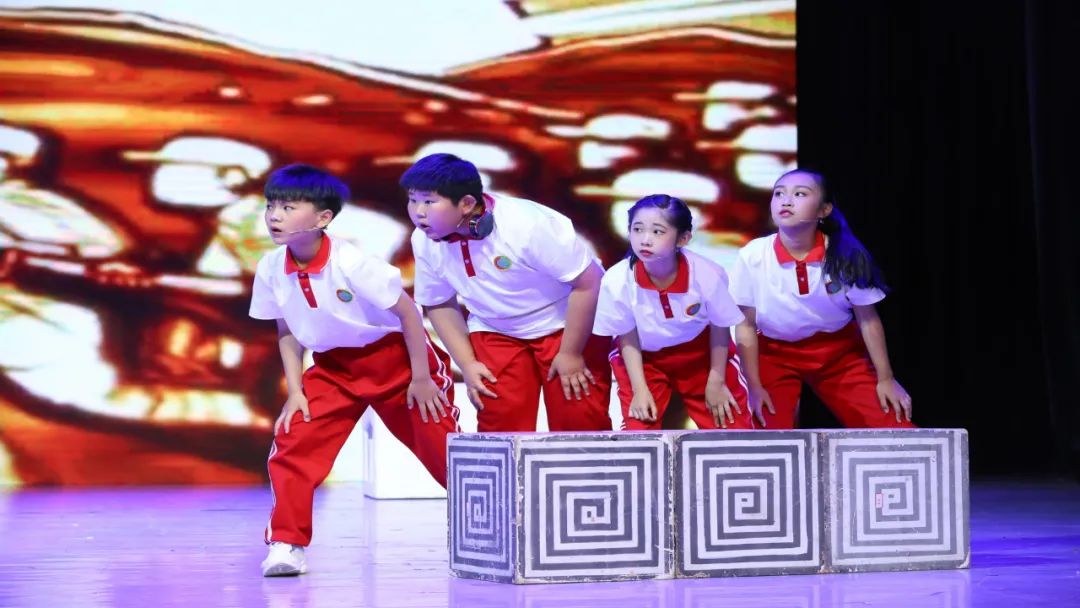 《少年中国梦》——让学生在沉浸式话剧体验中学党史