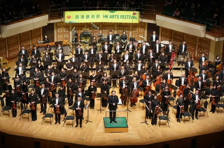 為第53屆香港藝術節精彩閉幕  國家大劇院管弦樂團2025中國巡演圓滿收官