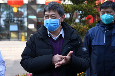 北京中医医院院长刘清泉把满腔热情献给新冠肺炎患者 “听党话跟党走 永远冲在第一线”