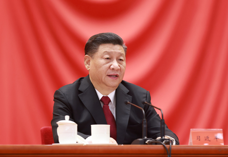 11月24日，全国劳动模范和先进工作者表彰大会在北京人民大会堂隆重举行。中共中央总书记、国家主席、中央军委主席习近平出席大会并发表重要讲话。