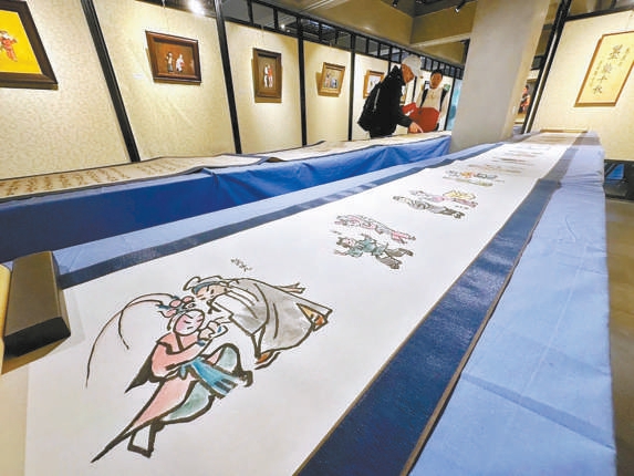 陈惠展京味风情画在角楼图书馆开展 23米长卷手绘老北京生活百态