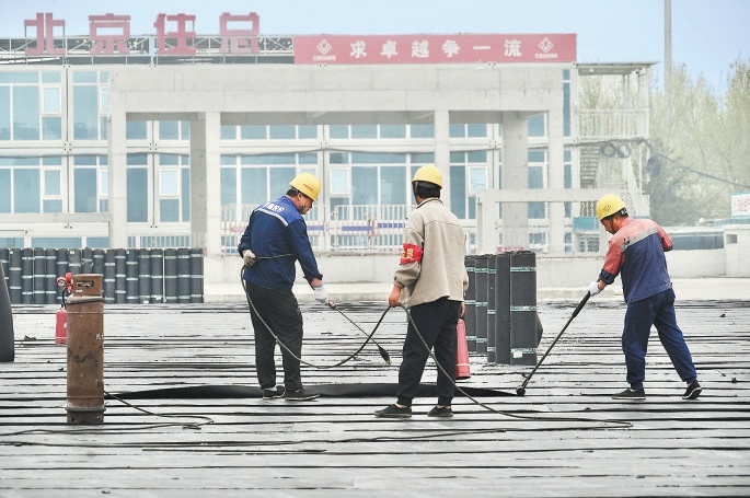 望京西交通枢纽施工现场。