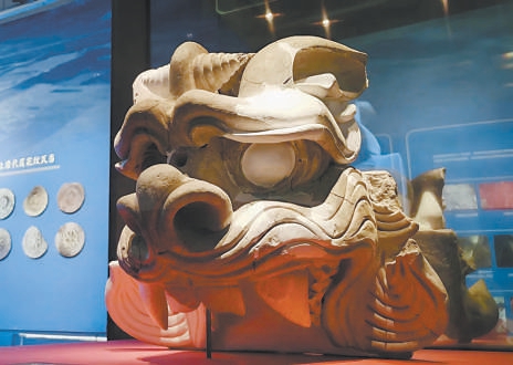 雄安出土唐代陶质龙首修复后首度展出。