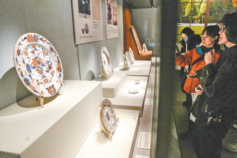 11月17日，在北京大运河博物馆,“帆海融光——天津博物馆藏18-19世纪中国纹章瓷特展”揭幕。