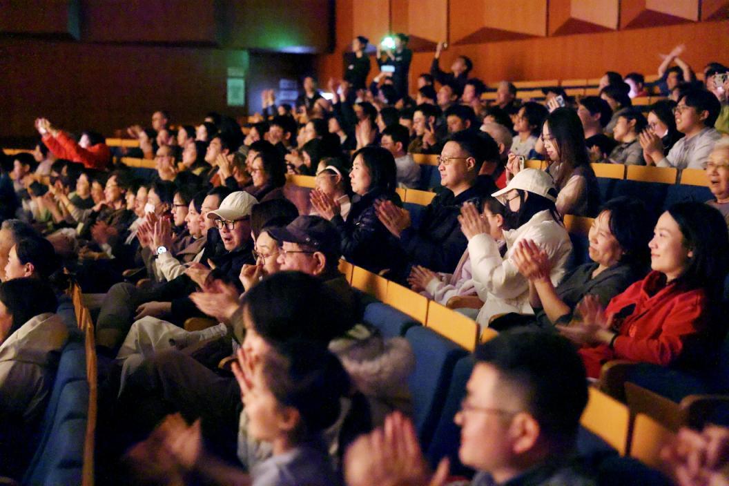 北京“超现场”演出，何以“千里共赏、万人共鸣”？