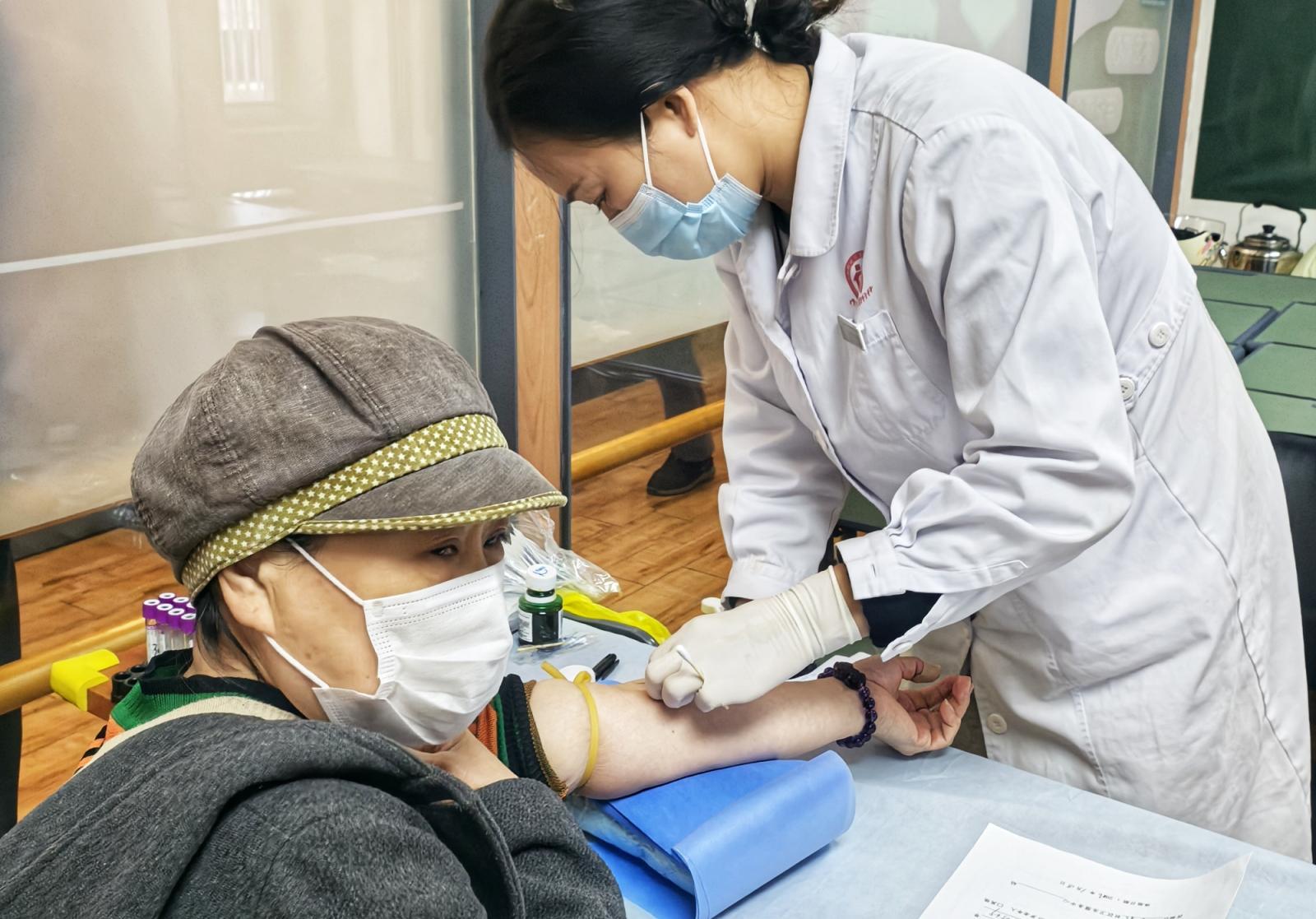 大栅栏街道启动医社协同服务 暖心守护老年健康 大栅栏街道启动医社协同服务 暖心守护老年健康