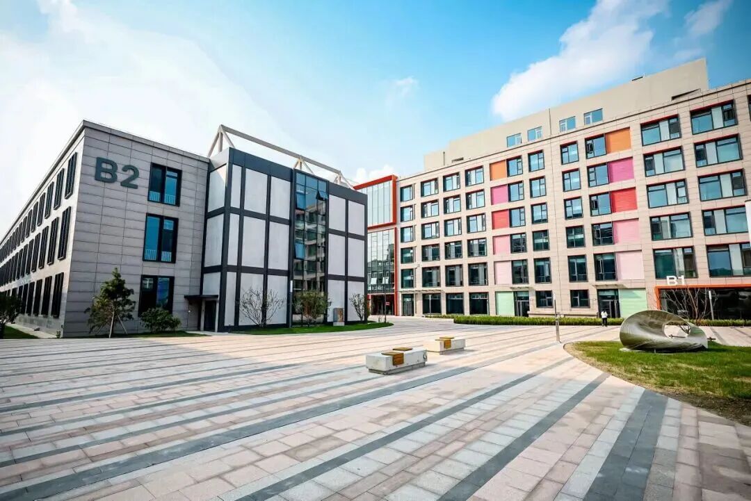 北京服装学院校园开放日暨高招联合咨询会