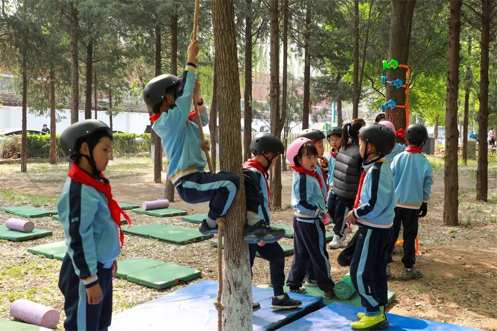 没有围墙的校园来了！孩子们这样上课