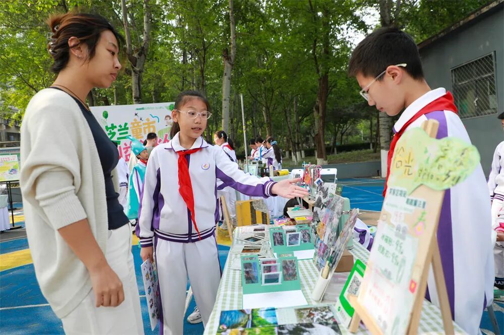 没有围墙的校园来了！孩子们这样上课