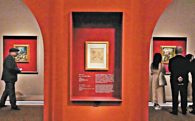 中国美术馆“致敬巨匠：从达·芬奇到卡拉瓦乔——意大利文艺复兴名作展”现场，多件名家杰作亮相。