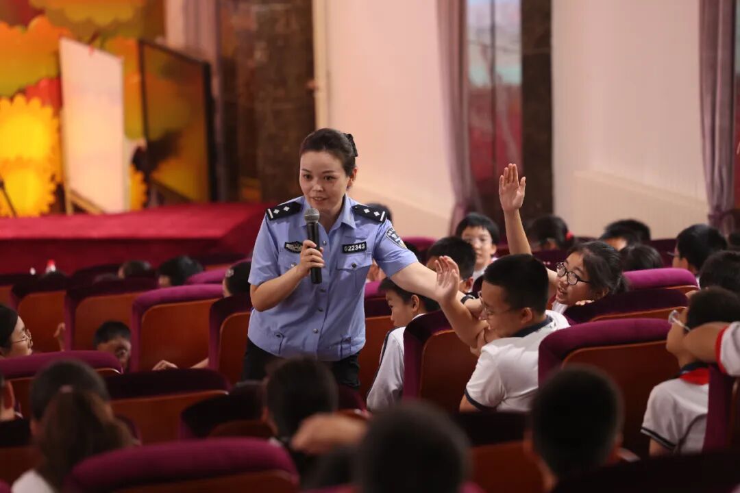 暑期将至，安全先行！放假前，这堂安全课有点“酷”