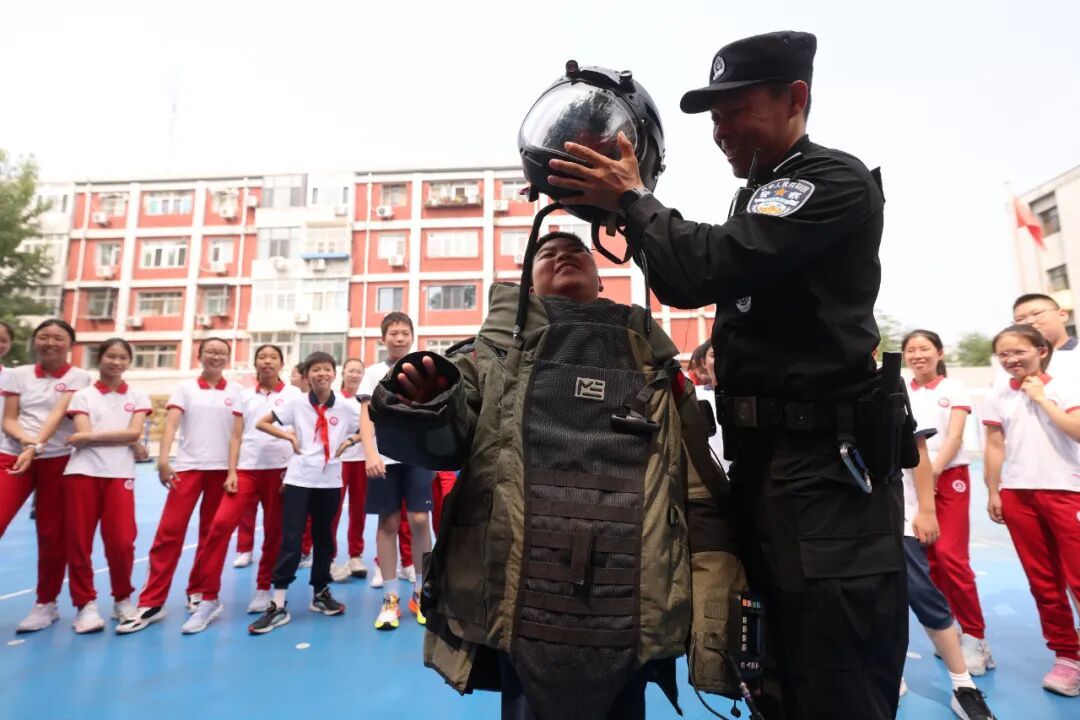 暑期将至，安全先行！放假前，这堂安全课有点“酷”