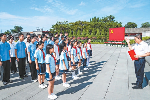 8月1日,北京石油化工学院携手中国人民抗日战争纪念馆,开设实景“大思政课”。 8月1日,北京石油化工学院携手中国人民抗日战争纪念馆,开设实景“大思政课”。