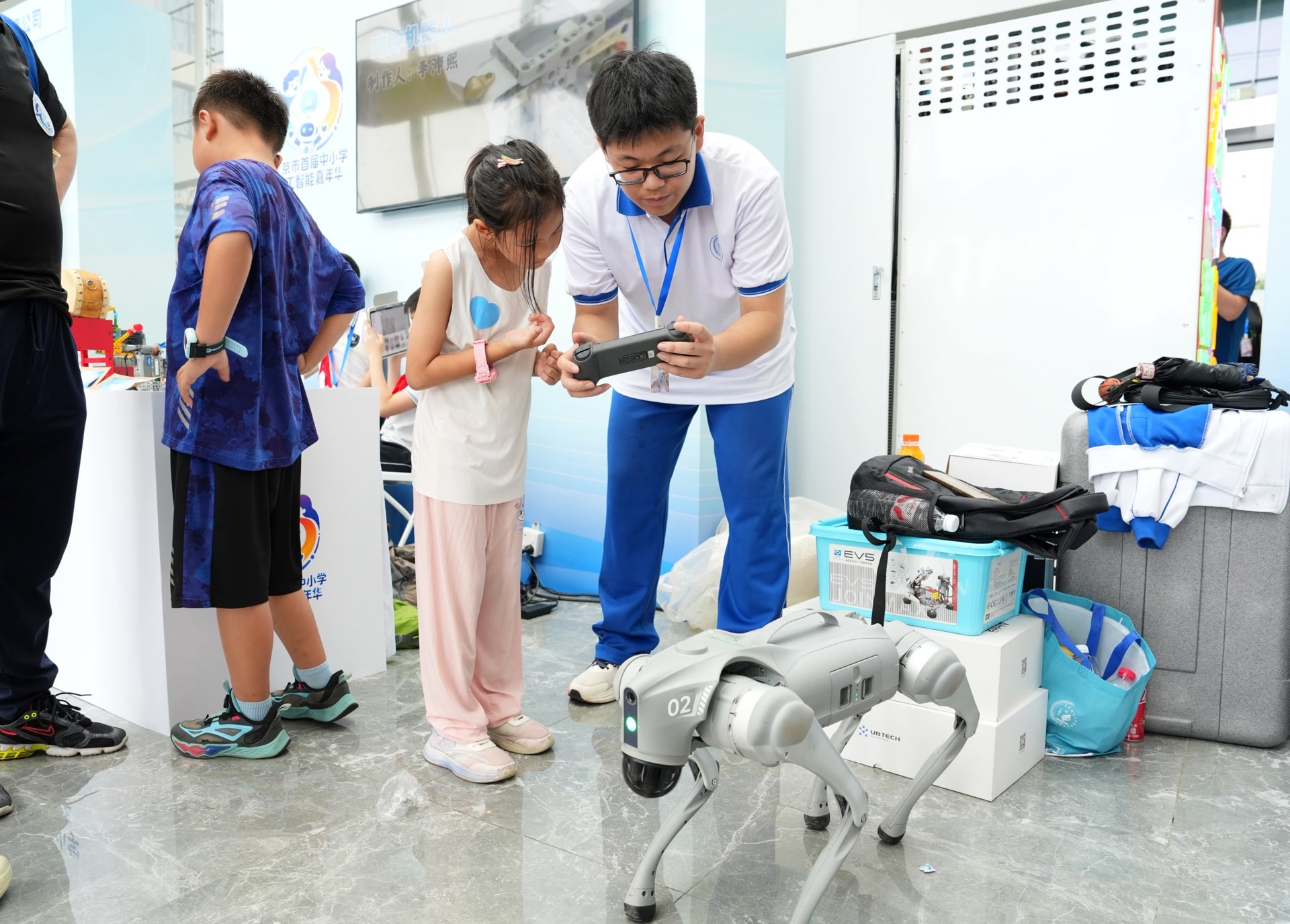 北京市首届中小学人工智能嘉年华举办 北京市首届中小学人工智能嘉年华举办