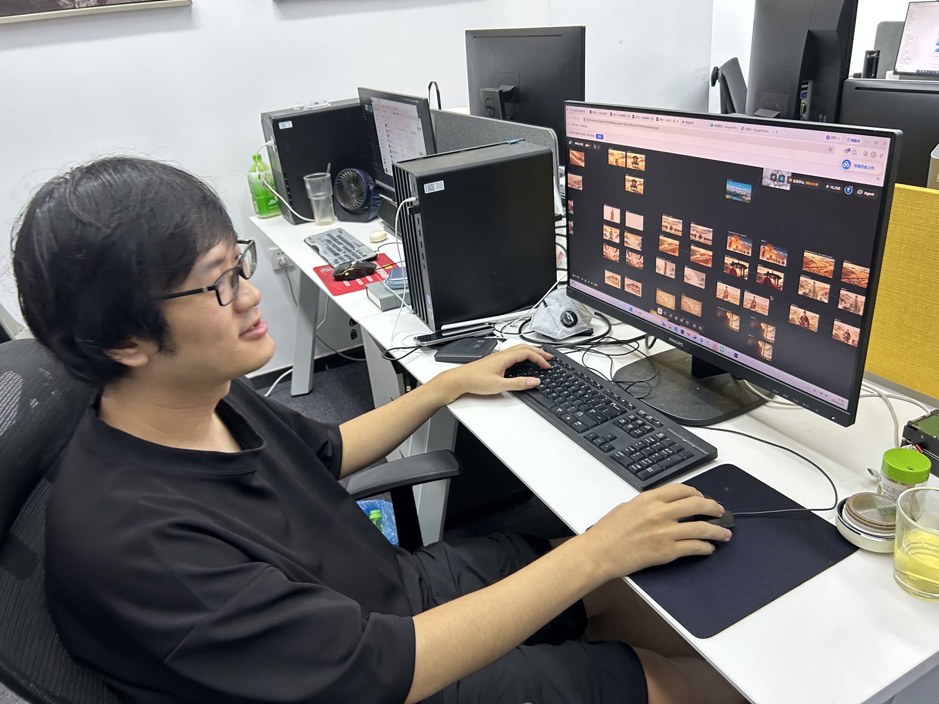 调查|有人造梦、有人入戏、有人寻宠,那些悄然兴起的新职业 调查|有人造梦、有人入戏、有人寻宠,那些悄然兴起的新职业