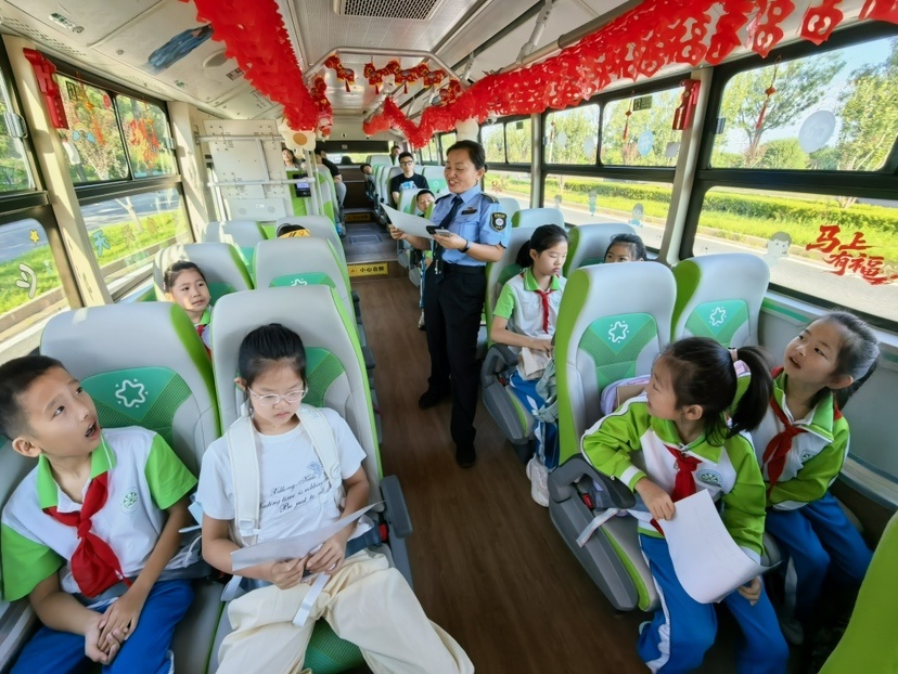 北京公交启用开学季行车时刻表,同步开通通学公交线路304条 北京公交启用开学季行车时刻表,同步开通通学公交线路304条