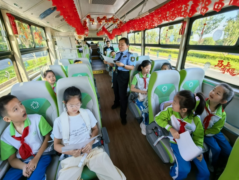 北京公交启用开学季行车时刻表 同步开通通学公交线路304条 北京公交启用开学季行车时刻表 同步开通通学公交线路304条