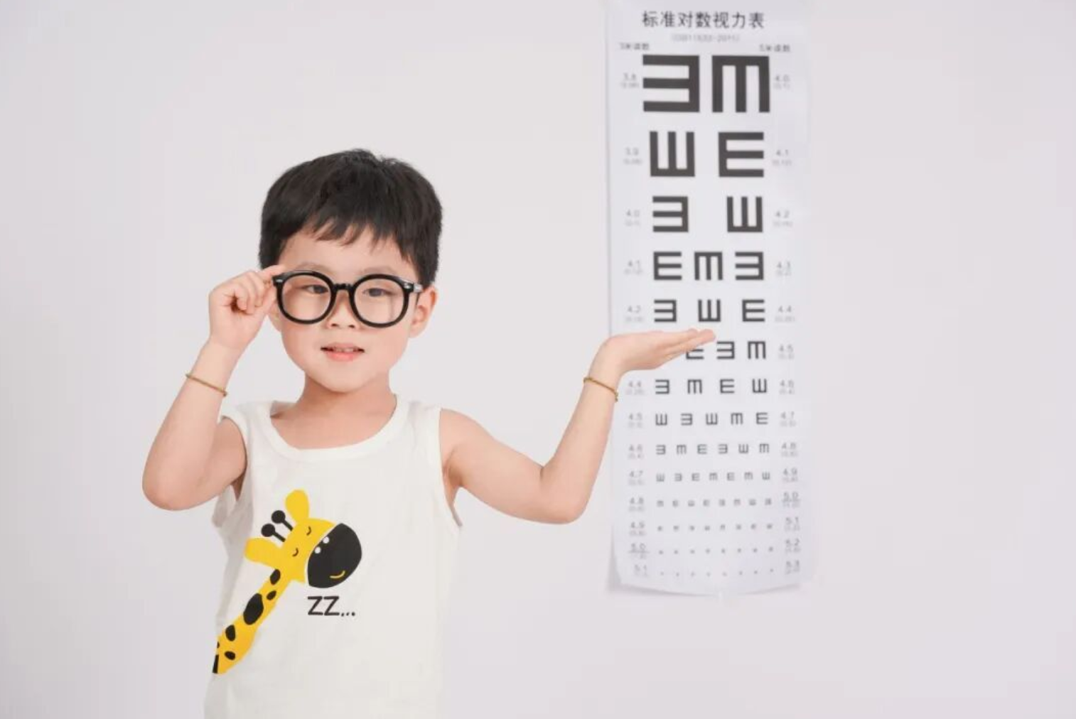 守护远视储备 别让孩子开学就近视 守护远视储备 别让孩子开学就近视