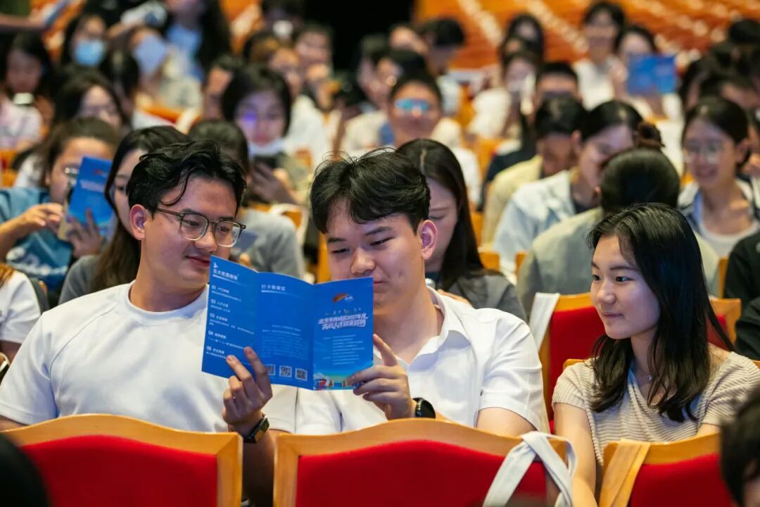百企千岗点亮青春选择！“西纳英才 融创未来”2027年高校人才招录招聘系列活动启动