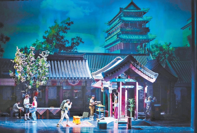 国家大剧院原创话剧《背包客》首演 在一间旅舍读天下来客 国家大剧院原创话剧《背包客》首演 在一间旅舍读天下来客