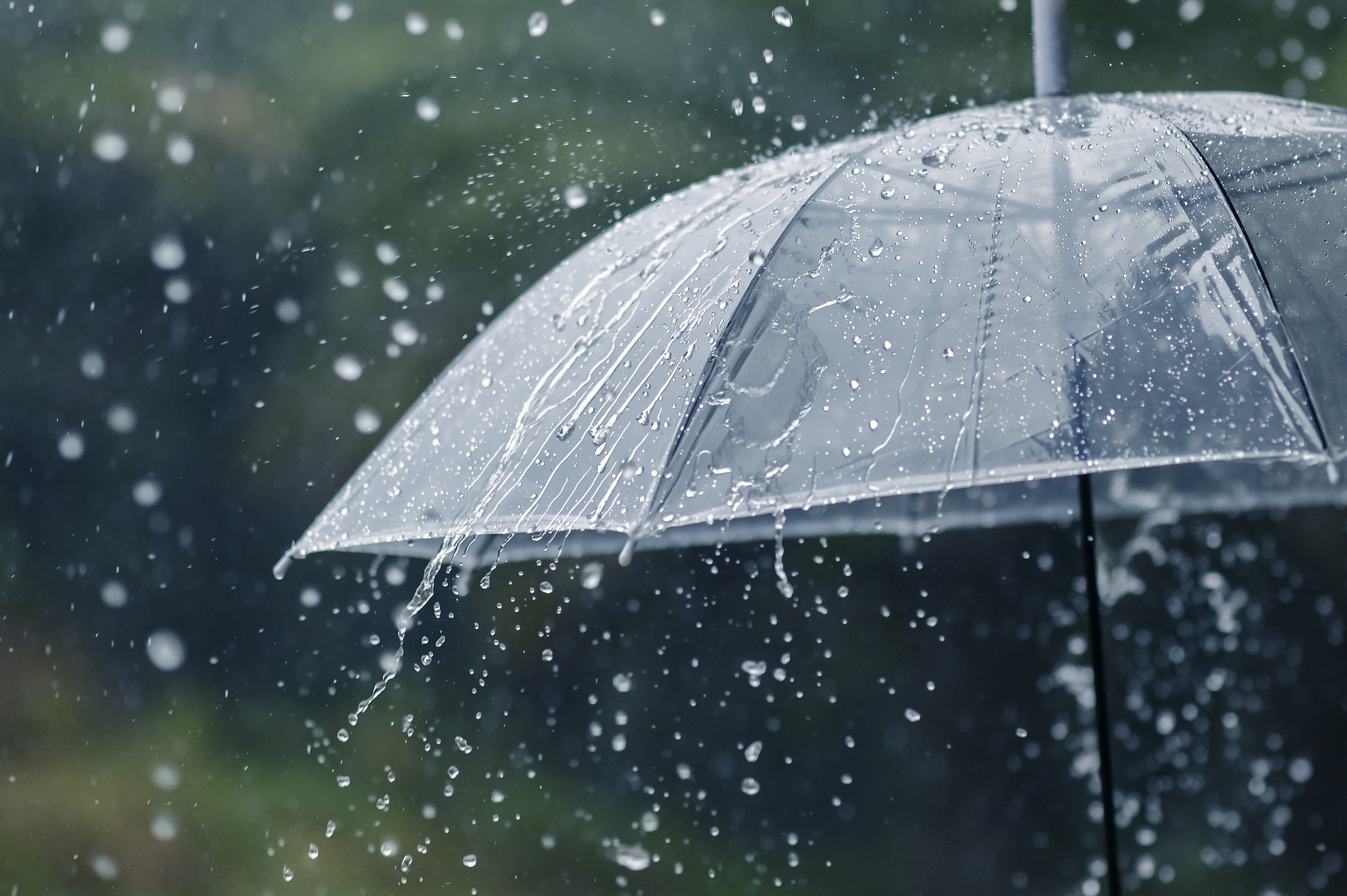 北京市气象台最新介绍,目前降雨减弱。预计未来1至2小时,北京仍有分散阵雨,雨势缓慢减弱。 北京市气象台最新介绍,目前降雨减弱。预计未来1至2小时,北京仍有分散阵雨,雨势缓慢减弱。