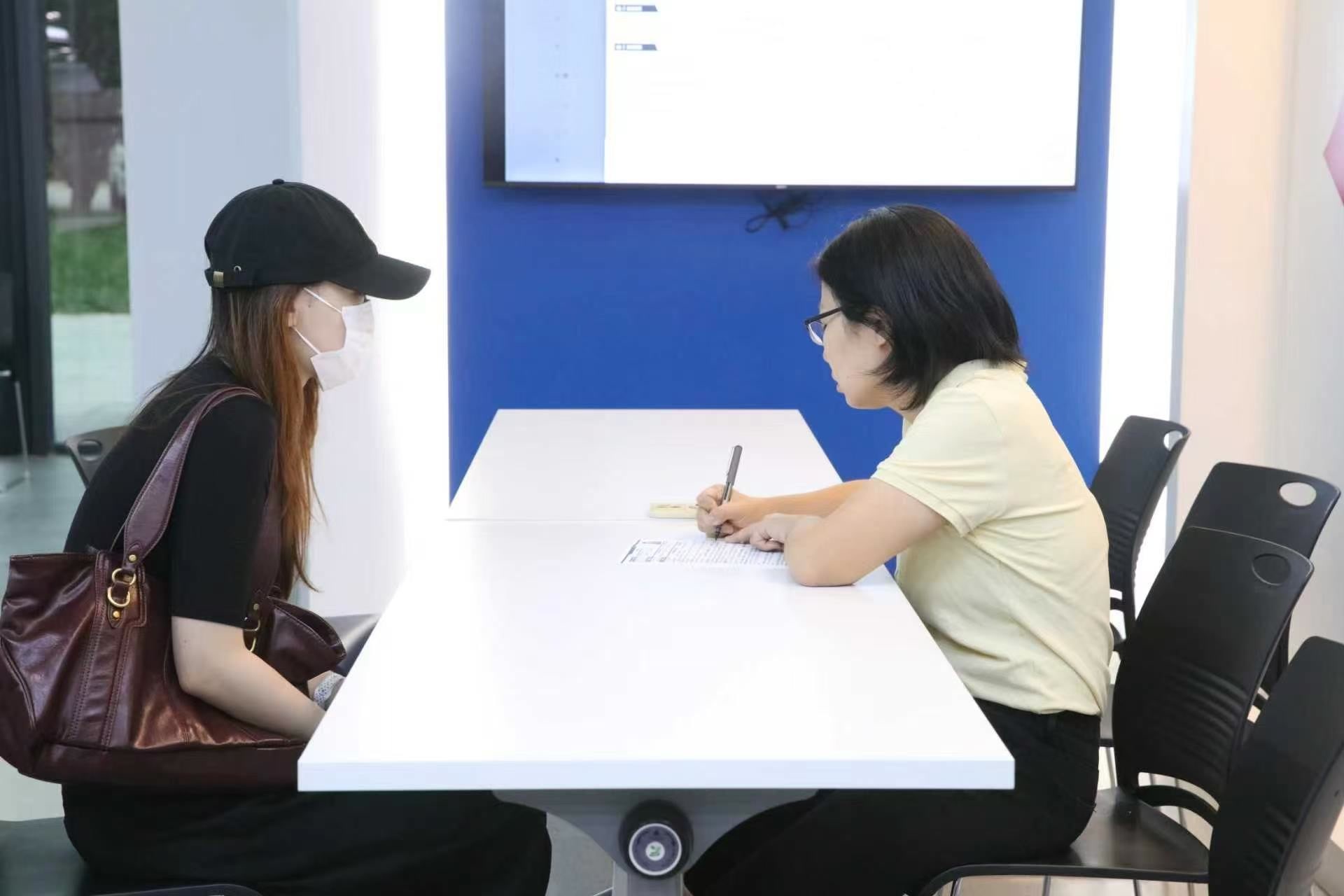 保障顶点公园如期开业,通州举办专场招聘,提供岗位超300个 保障顶点公园如期开业,通州举办专场招聘,提供岗位超300个