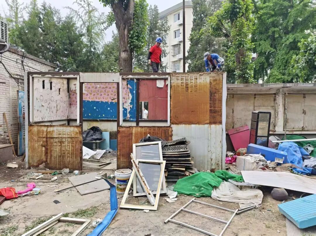 边角地“挖”出“宝藏地”,消防安全主题广场亮相社区 边角地“挖”出“宝藏地”,消防安全主题广场亮相社区