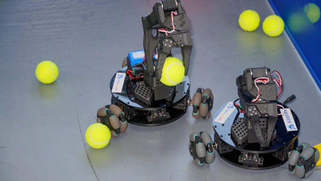 299元“手搓”机器人！海淀这家企业，带中小学生玩AI——