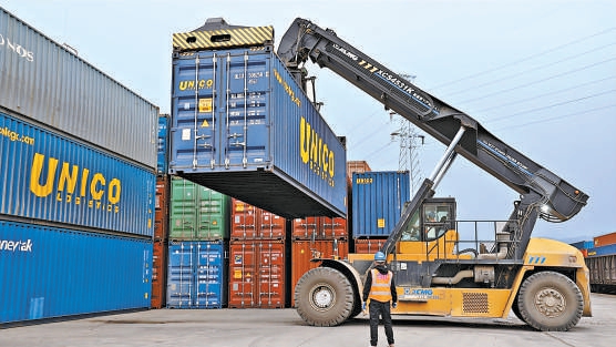 北京图定中亚班列昨首发