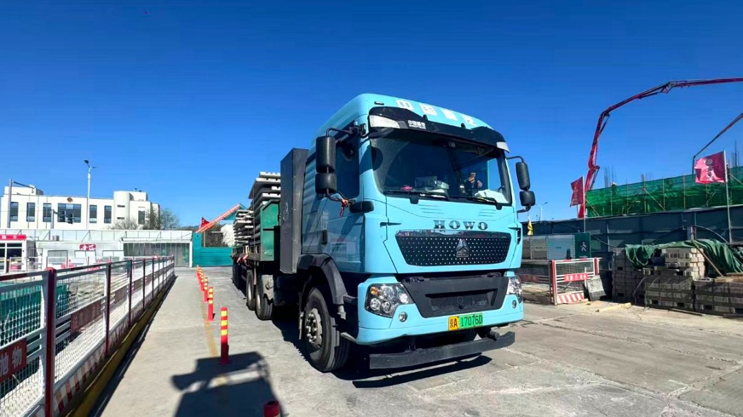 怀柔科学城仪器设备标准厂房建设项目建成全区首个全电工地