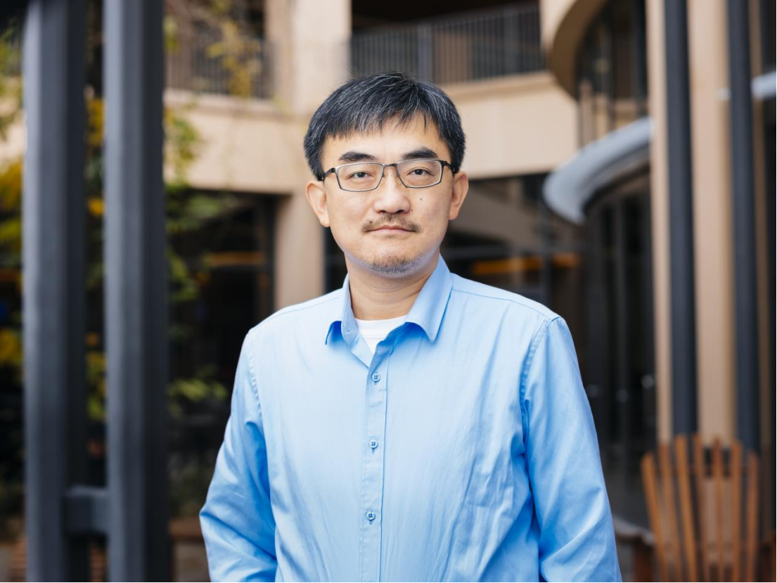 斯坦福大学商学研究生院James Irvin Miller金融学讲席教授何治国