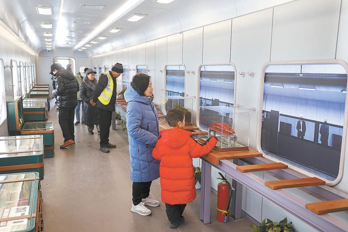京張鐵路遺址公園火車博物館吸引不少市民前來參觀。