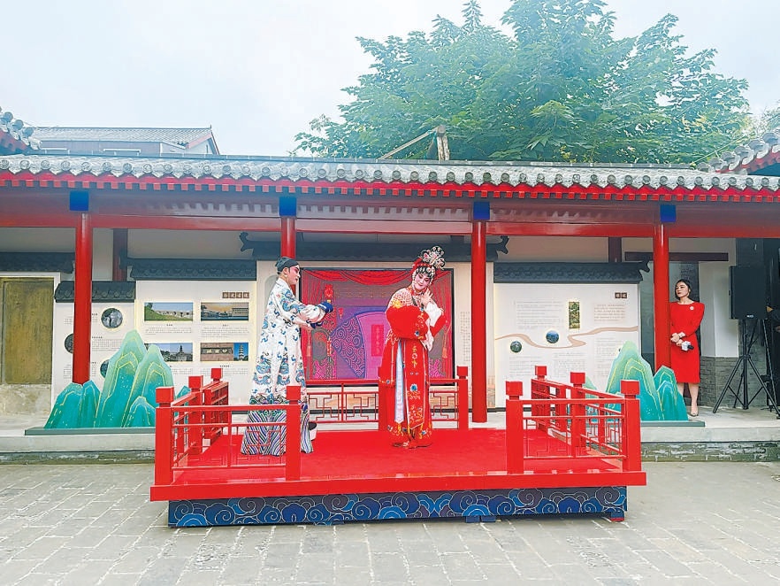 修繕後的石埭會館9月10日起重新對外開放，並迎來首演。