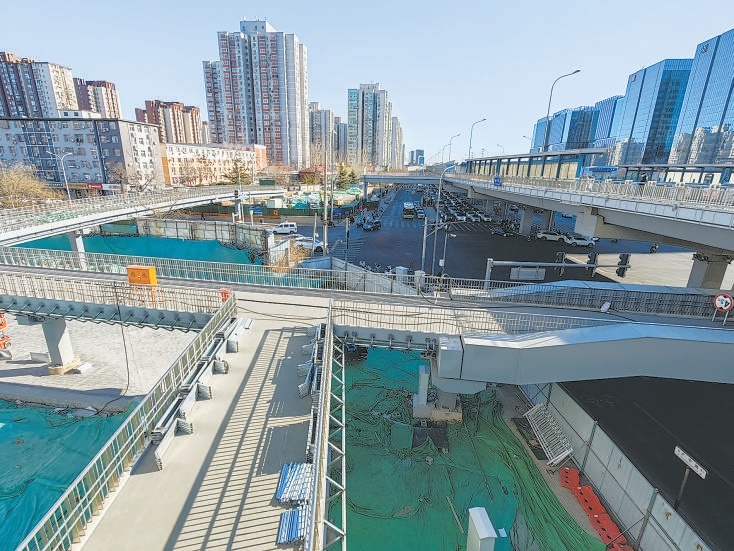 金安橋“口”字形天橋已見雛形。