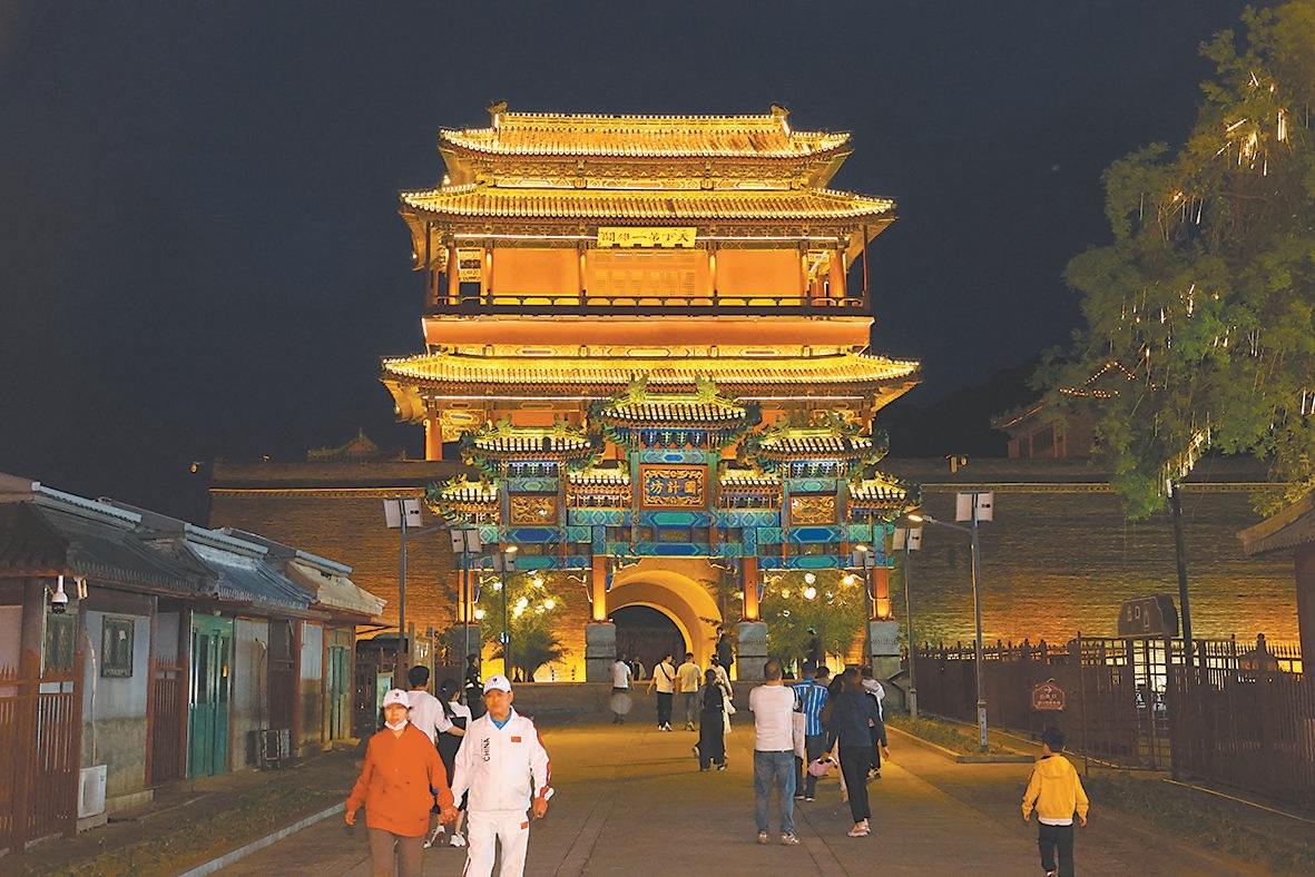 居庸關夜長城盡顯磅礡氣勢