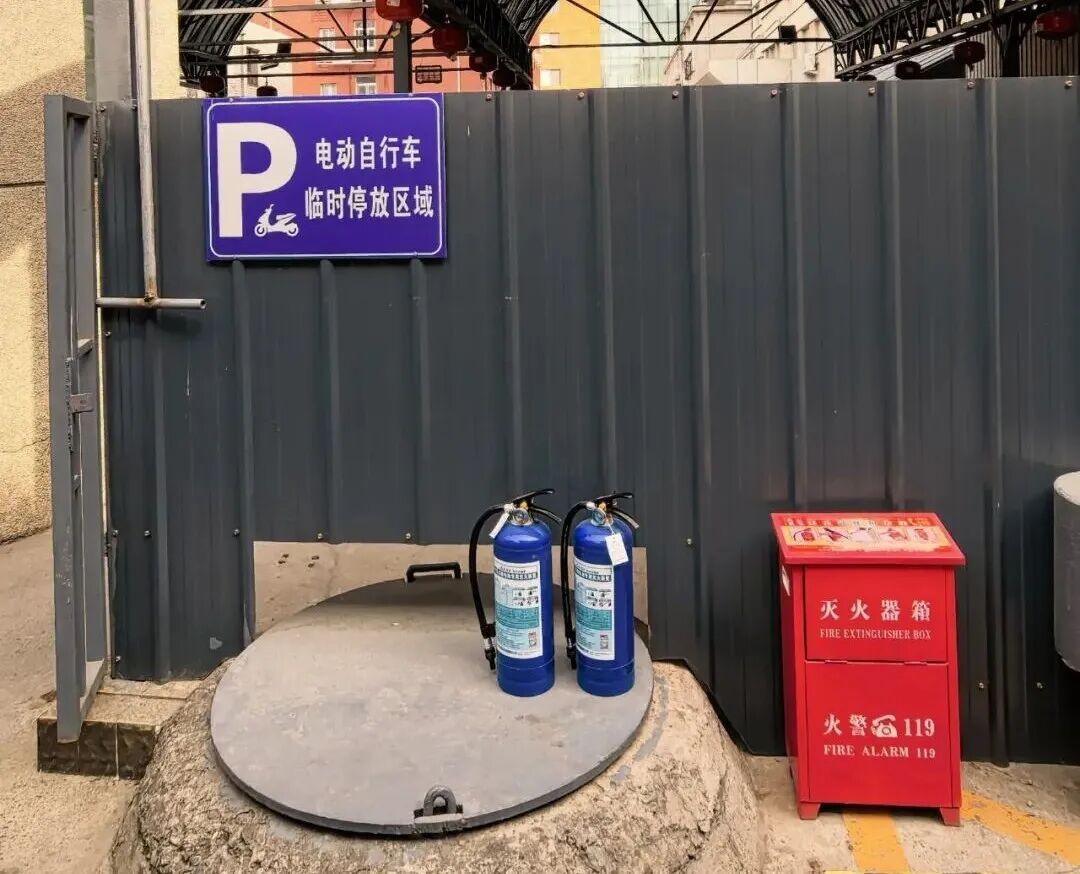 本市大力推進非機動車停放秩序精細化治理