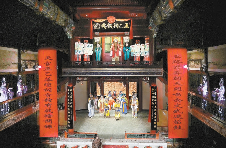 位於西城區銀號會館舊址內的正乙祠戲樓2022年4月重張，定期上演由專業院團北方崑曲劇院量身打造的優質演出。