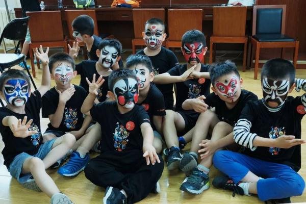 紫禁城裏的戲園子—“2019打開藝術之門”京劇夏令營完美閉營！