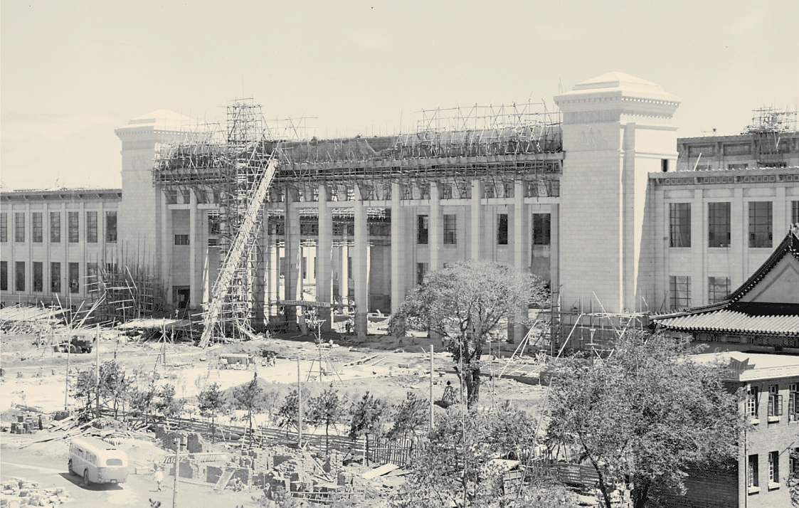 建設中的“革歷博”。