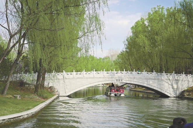 問渠橋造型古樸，名字更是來源於朱熹名句。