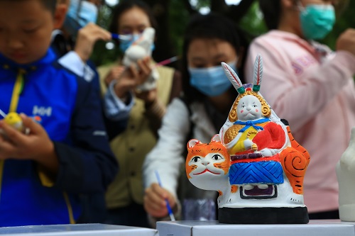 景山公園 彩繪兔爺（資料圖片）.jpg